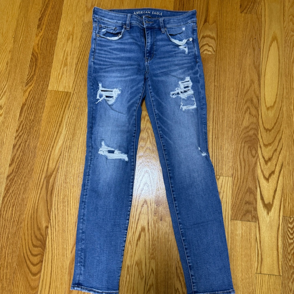 American Eagle Straight Leg Jeans